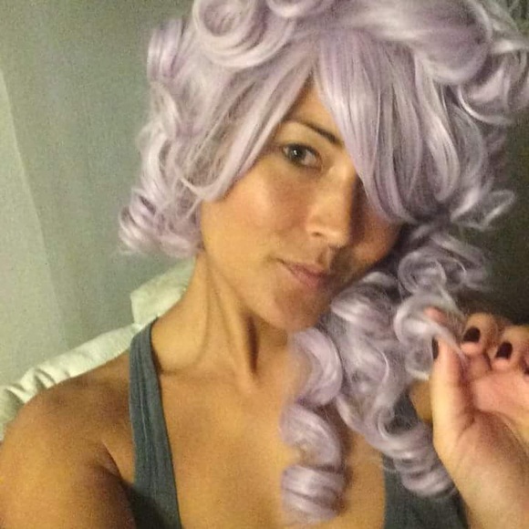 Meet your Posher, Laura - Picture 5 of 8